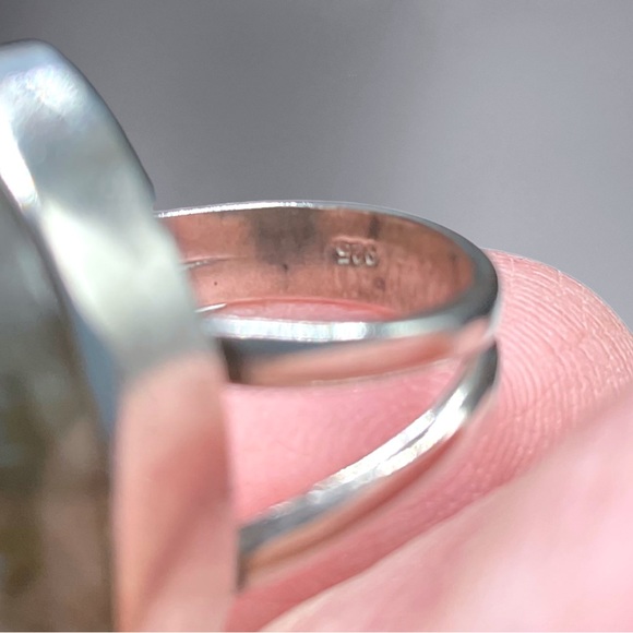 🌺Artisan Sterling & Labradorite Ring - Picture 11 of 16